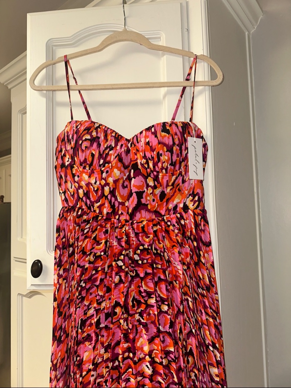 Petal & Pup Pink Red/orange/purple Floral Pleated Maxi Dress size S - Picture 4 of 6
